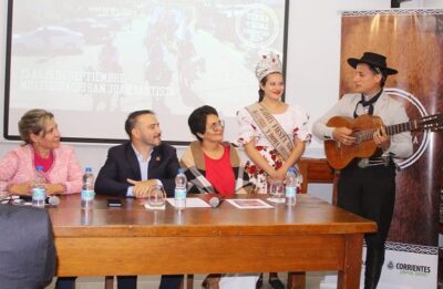 PRESENTARON LA FIESTA NACIONAL DE LA YERRA Y DOMA EN CASA IBERA 1